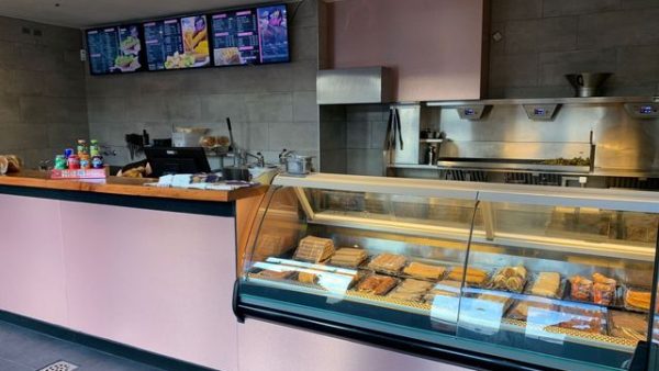 Apeldoorn – Cafetaria, 2e Wormenseweg 89, 7331 VD