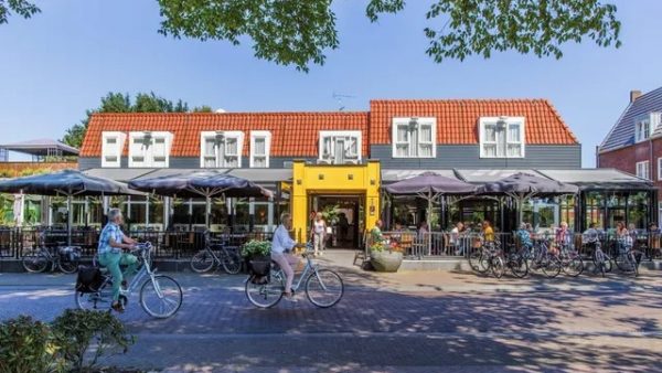 Haarle- Hotel de Haarlerberg, Kerkweg 18, 7448 AD