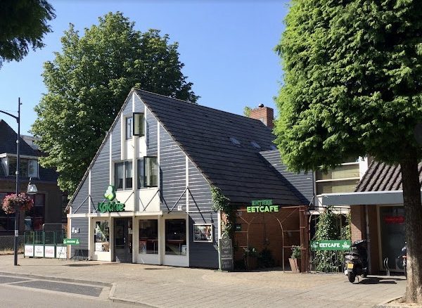 Dieren – Eetcafé en Snackbar te koop, huur pand en bovenwoning