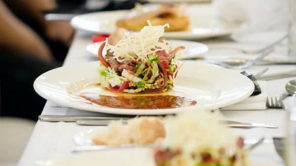 Stedendriehoek Deventer, Apeldoorn, Zutphen – Restaurant exploitatie te koop (discreet)