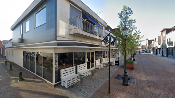 Coevorden – Lunchroom/Dagzaak gesitueerd in hoekpand in centrum