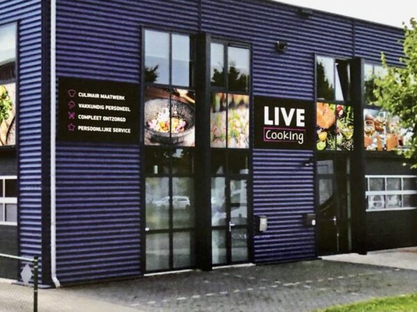 Haaksbergen – Live-Cooking Cateringbedrijf, bestaande uit kookstudio met productiekeuken tevens afhaal en bezorglocatie