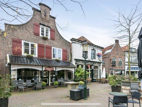 Lochem – A1 locatie op horeca plein “de Kleine Markt”.