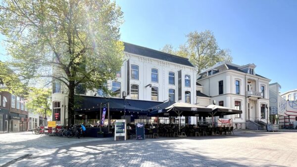 Enschede – Eet & Biercafé De Beiaard gelegen op A1 locatie de Oude Markt